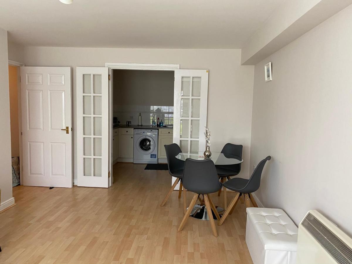 Marie's Serviced E, 2bedroom City With River View Apartment